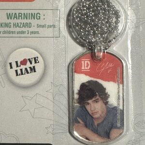 One Direction 1 D Liam Payne Dog Tag Necklace new in sealed package